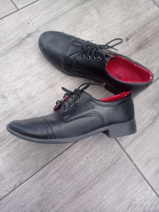 Buty chłopięce 33 wizytowe czarne