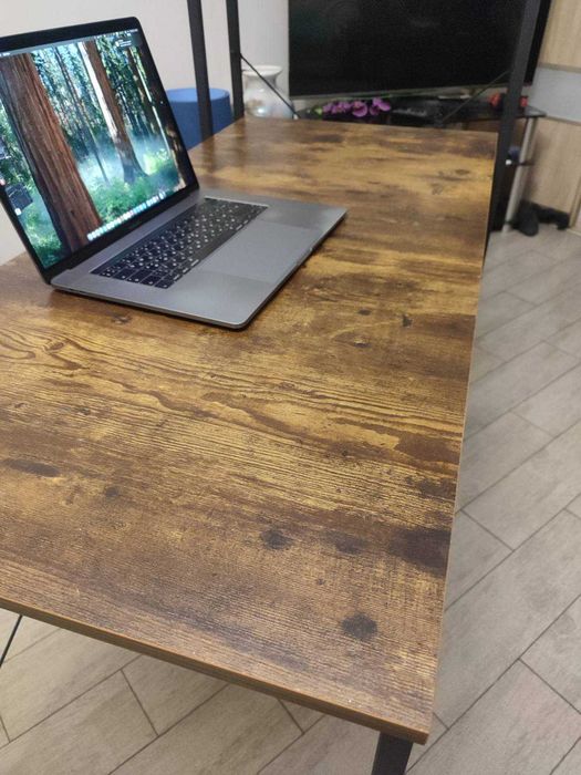 Письмовий компьютерний стіл з полками. Новий