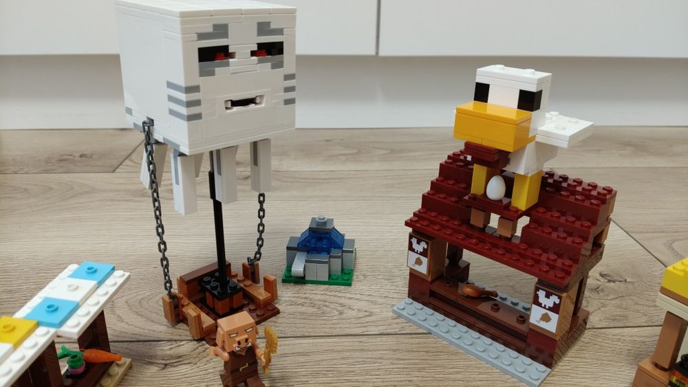 Лего Майнкрафт, Lego Minecraft 21273