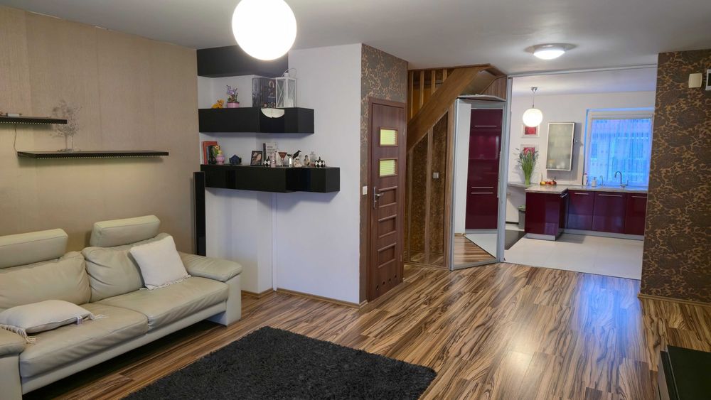 sprzedam 3 poziomowe mieszkanie osiedle Zacisze Olsztyn 108 m2