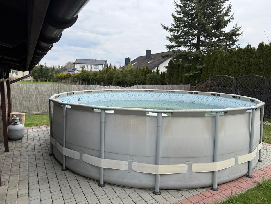 Basen ogrodowy Bestway 5,5m x 1,32m z akcesoriami