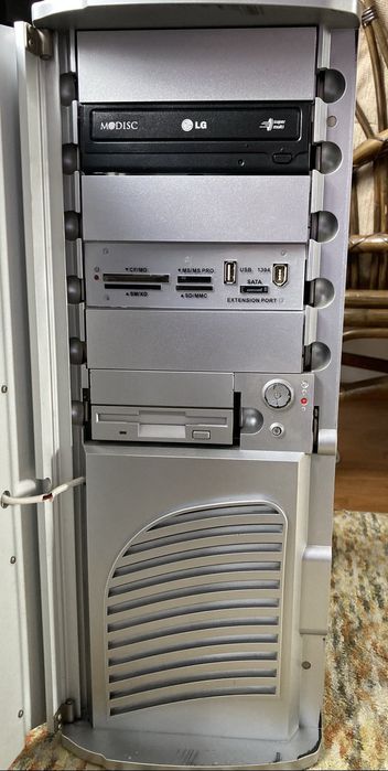 Корпус Thermaltake Shark (компьютер, ПК, комплектующие)