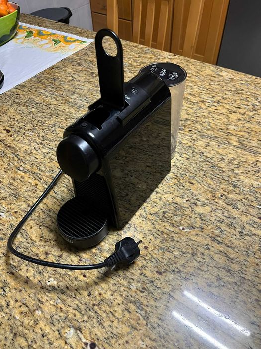 Máquina de Café De’Longhi com Garantia – Como Nova