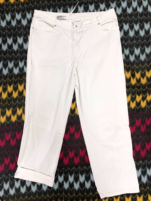 Жіночі укорочені джинси