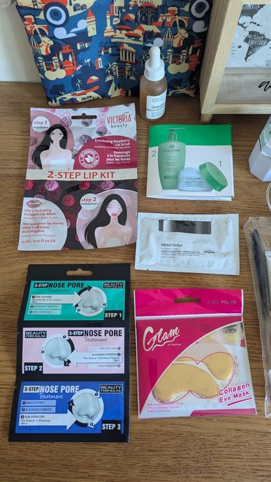 Variados de cosméticos