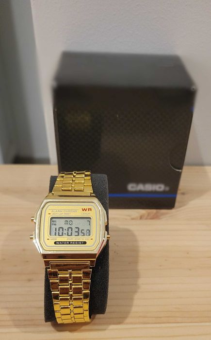 Relógio WR Light Gold