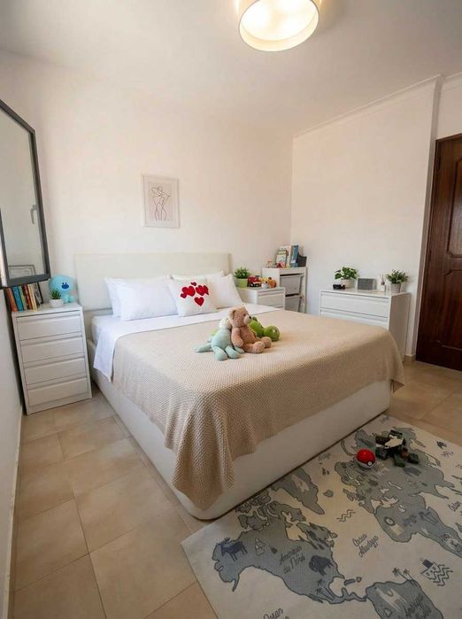 Cama Sommier Casal Elevatória c/ Arrumação + Cabeceira