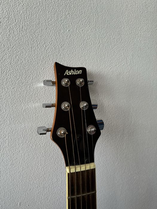 Guitarra electro-acústica Ashton