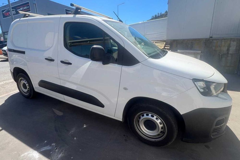 Carrinha Peugeot Partner - São Bartolomeu de Messines