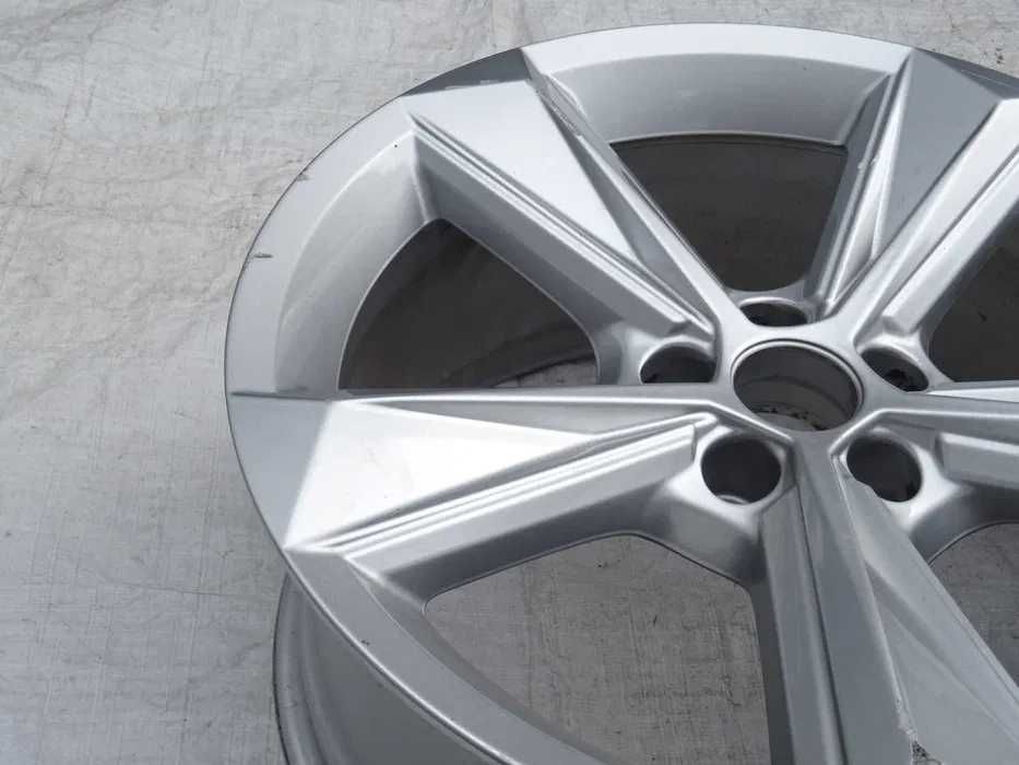 felga aluminiowa audi q7 ii 2 ii sq7 ii 2 4m 4m0 19 cali 4m0,601,025bn