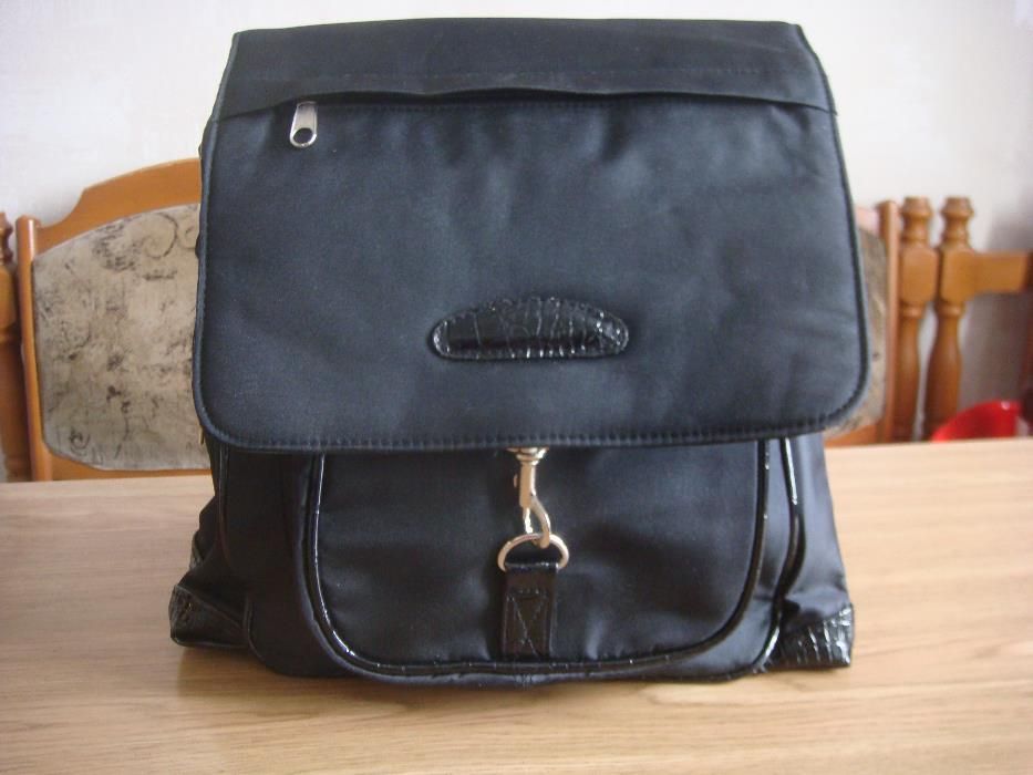 Сумка- рюкзак.