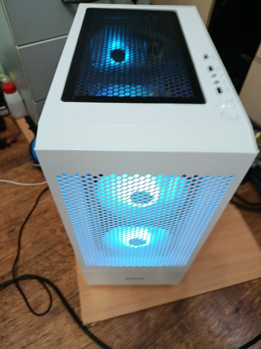 Комп'ютер Ryzen 5 7600x. RTX 4060. DDR5-16 gb.
