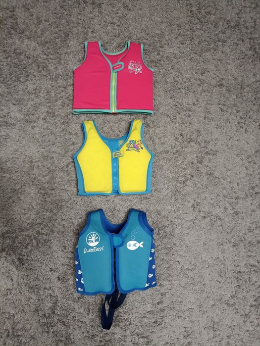 Продам дитячий жилет,костюми для плавання! Костюм дитячий для плавання