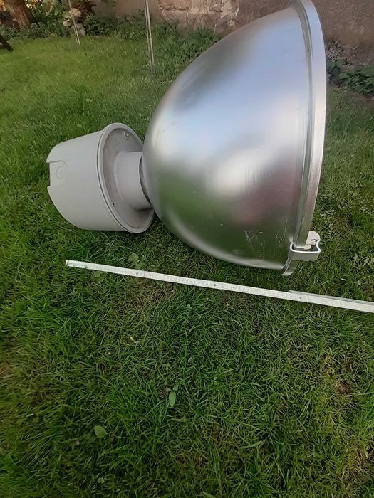 Lampa przemysłowa retro