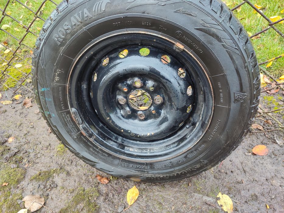 Продам зимню резину