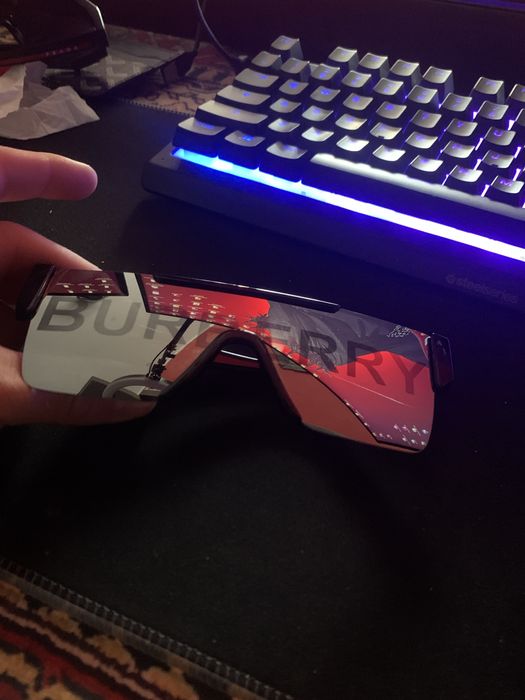 Okulary BURBERRY przeciwsłoneczne