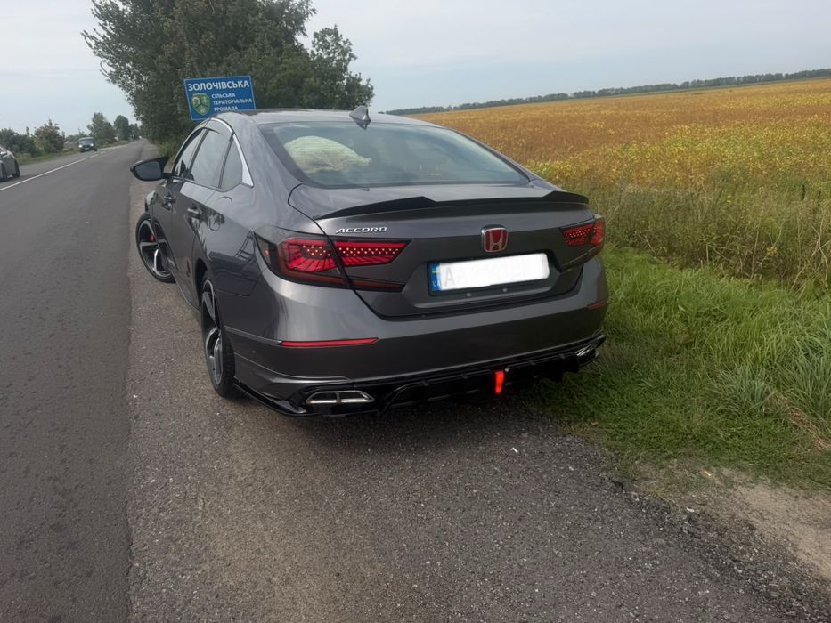 Honda Accord 2018 VIN 1HGCV1F56JA168472 фото оголошення 3 з 8