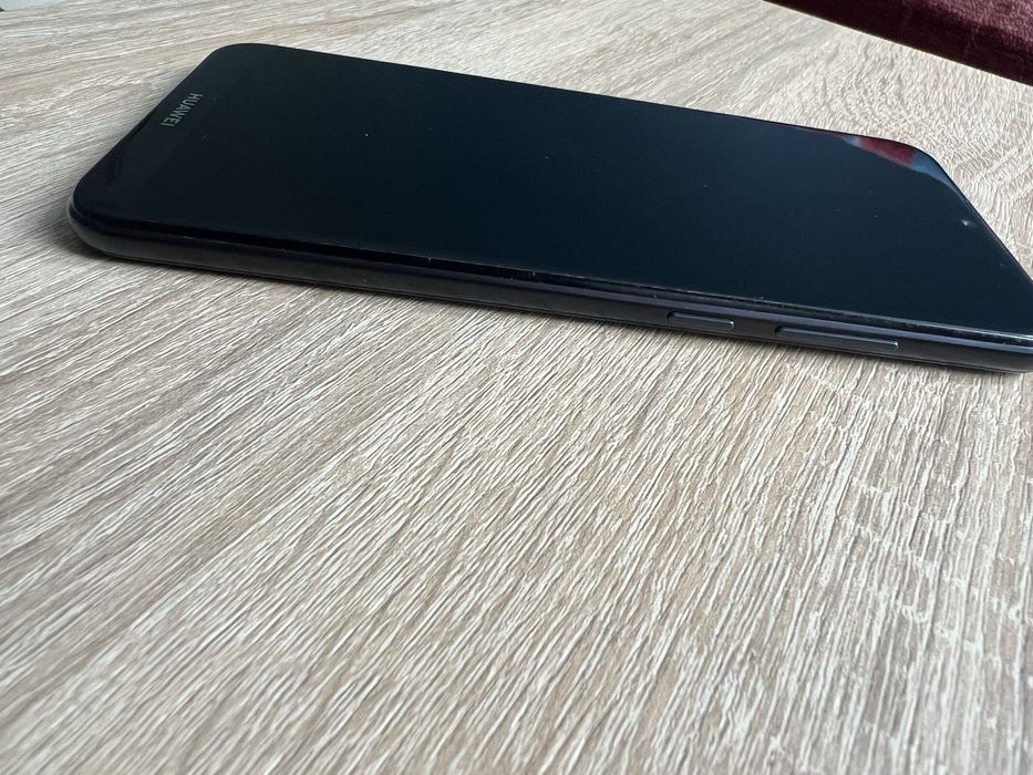Huawei y6s 3/32gb