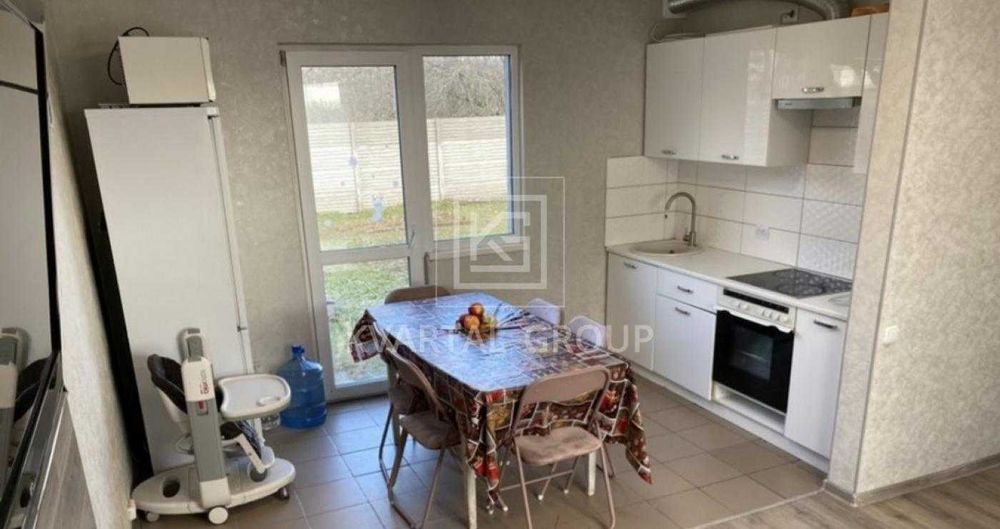 Продаж двоповерхового будинку з ремонтом.   Без комісії.