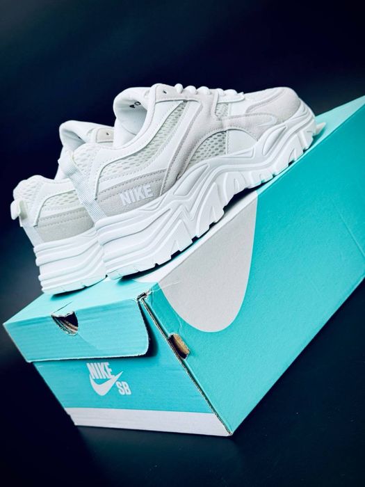 Новая коллекция женские кроссовки nike белые кожаные красовки найк