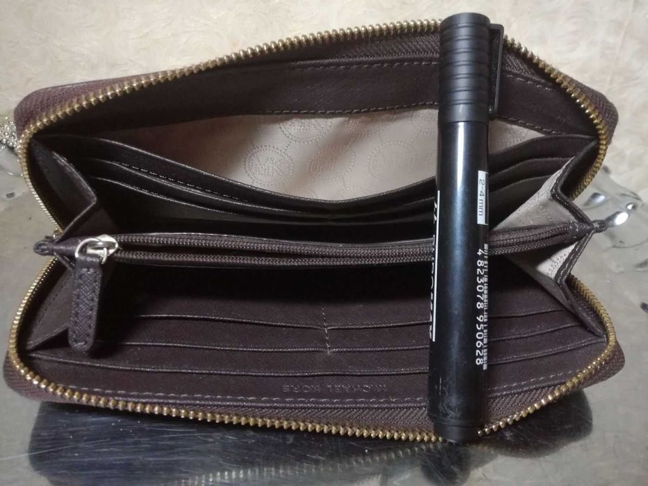Кошелек Michael Kors