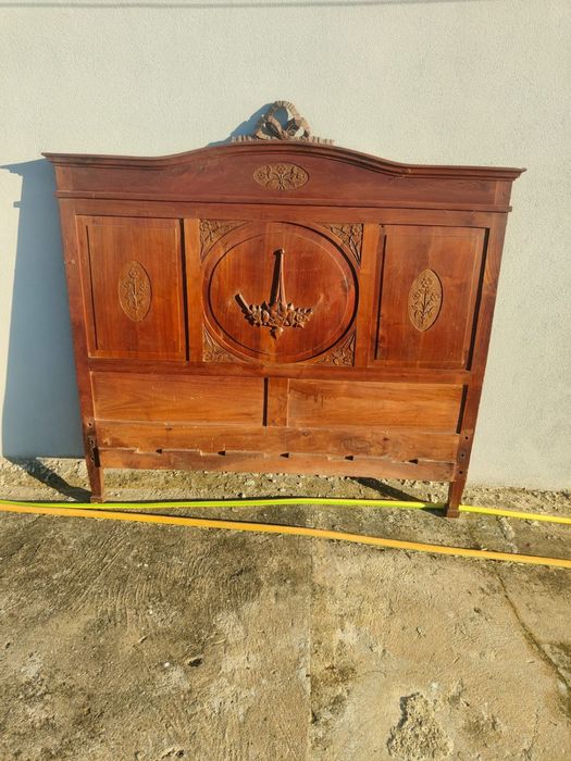 Mobilia de quarto antiga