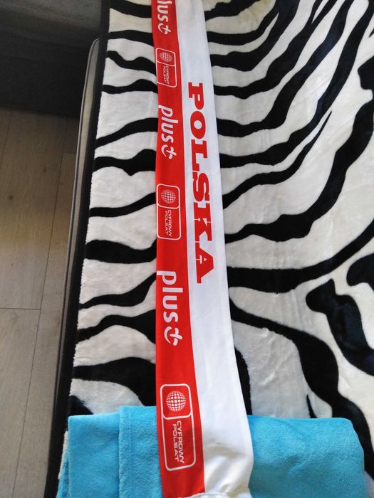 Nowy szalik repr. Polski r. 140 cm.- Unisex