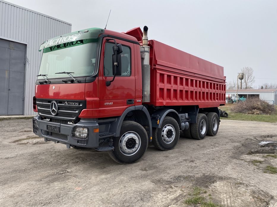 Мерседес 4141 самосвал