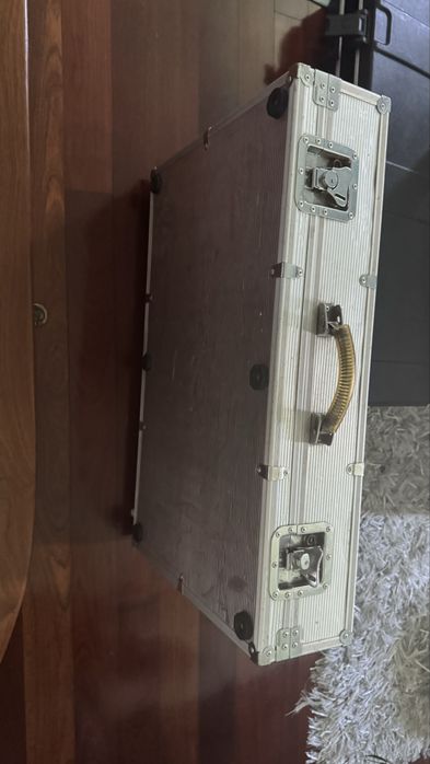 Case pedalboad guitar