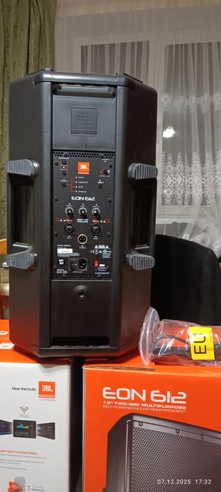 JBL 612 EON Нові!