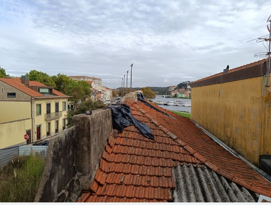 Casa (Imóvel) T2 vista para o Rio Ave na Rua do Socorro Vila do Conde.