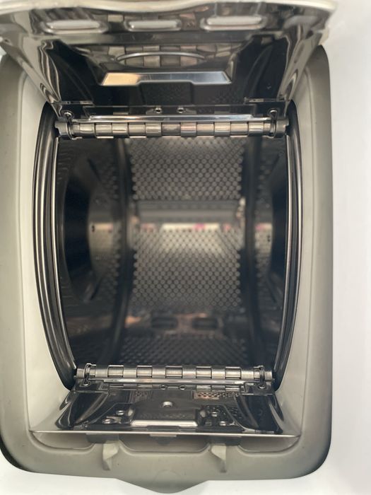 Вертикальна (стиральна ) пральна машина ariston самовивоз Дніпро бу