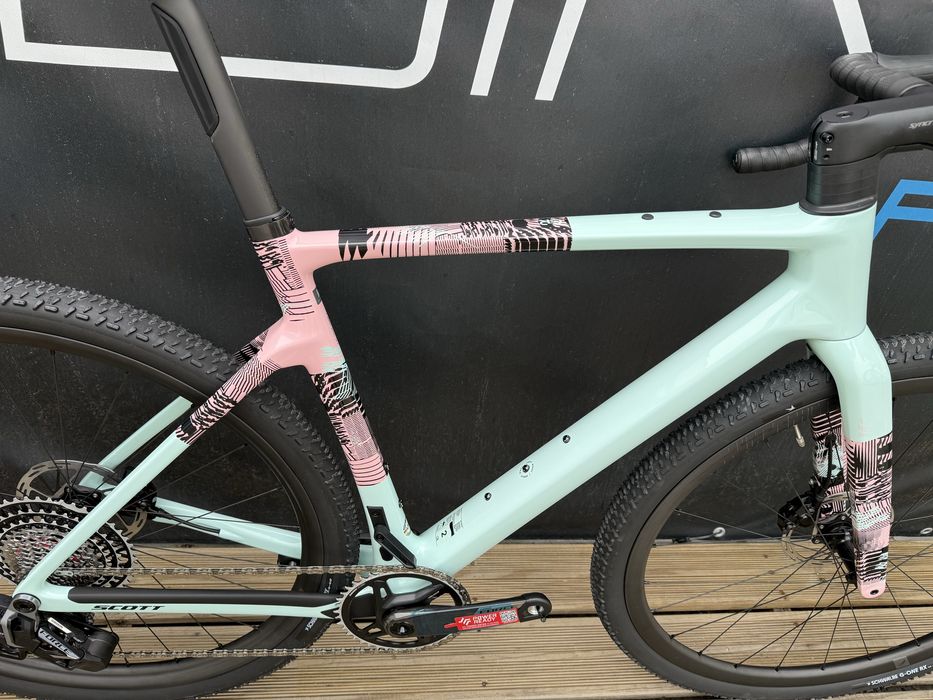 Scott addict gravel 10 / 2026