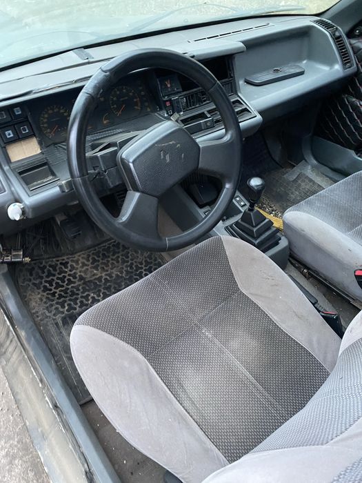 Терміново.! Продам Рено 21  1.7 газ/бензин ( можливий обмін )