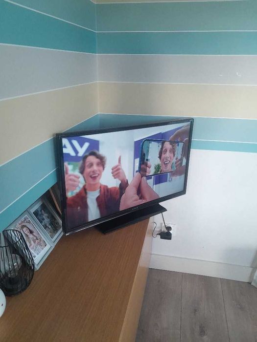 Jak nowy telewizor Hitachi 32HBC01 Ekran 32 cale Gwarancja Wysyłka