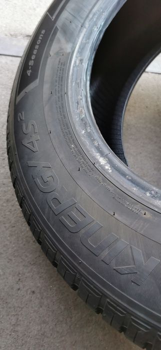 4 x Michelin Primacy 3 235/45/17