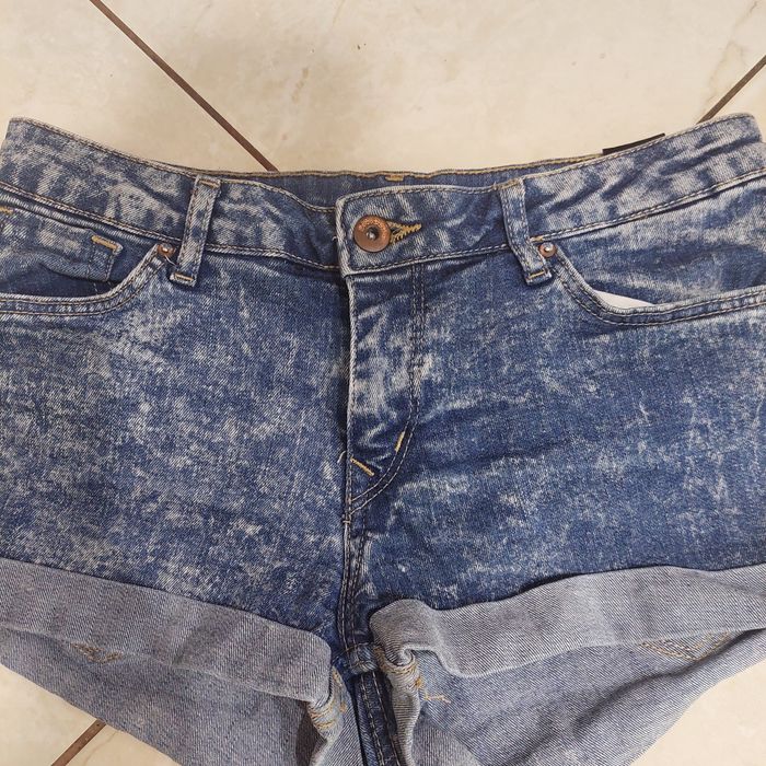 Шорти divided h&m hm короткі жіночі