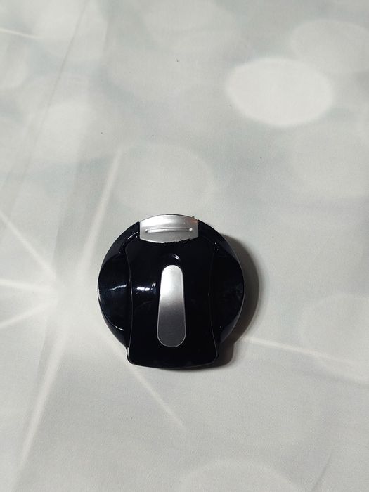 Uchwyt etui na okulary do auta na lusterko