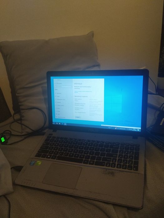 Asus   R510L  opis