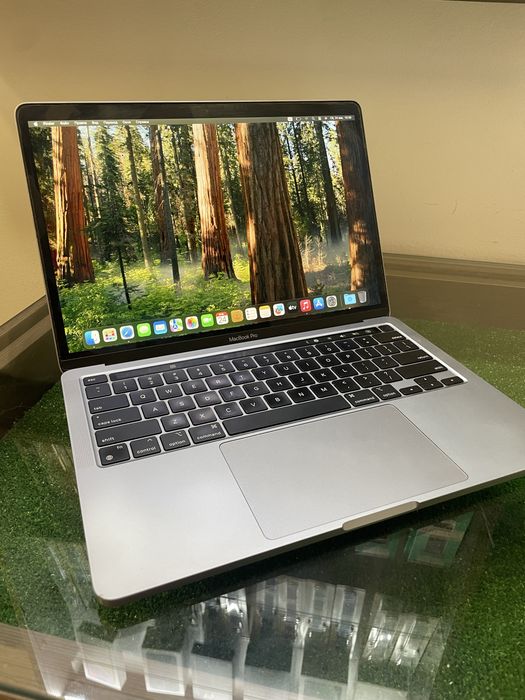 MacBook Pro 13 2022 M2 8/256 GB