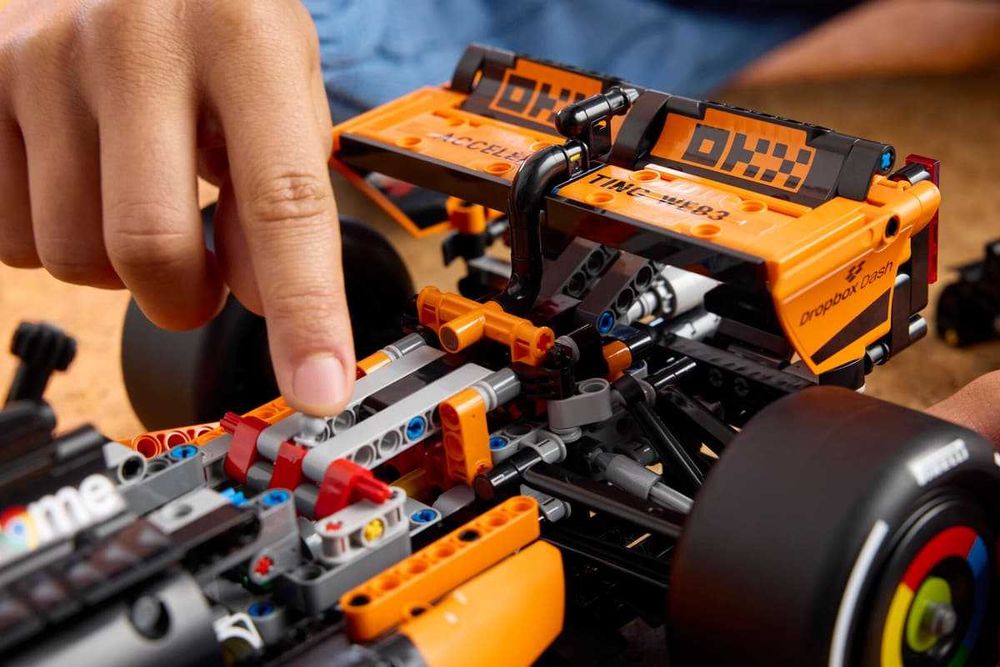 ‼️В КОРОБЦІ‼️Конструктор McLaren MCL39 Formula 1, Technic 42228