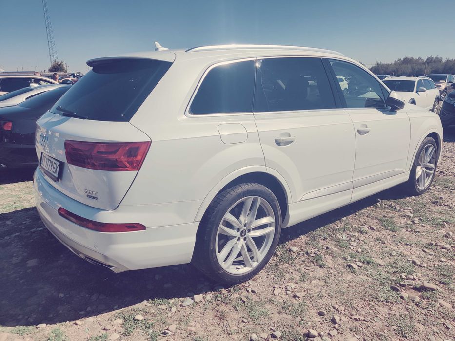Продається Audi Q7 2017