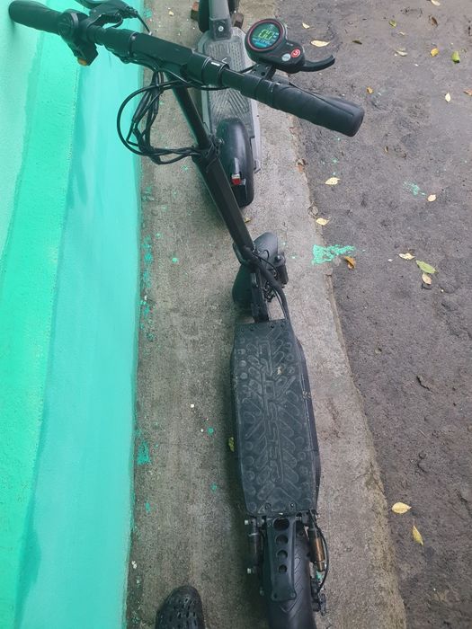 Срочно!!!Продам електро самокати