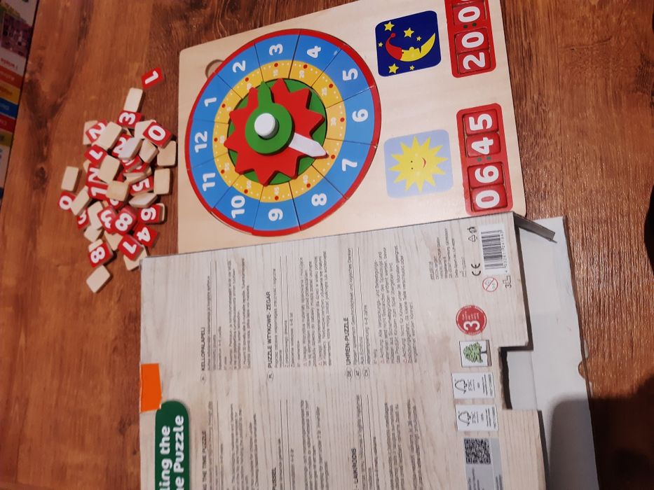 Drewniany zegar do nauki godzin