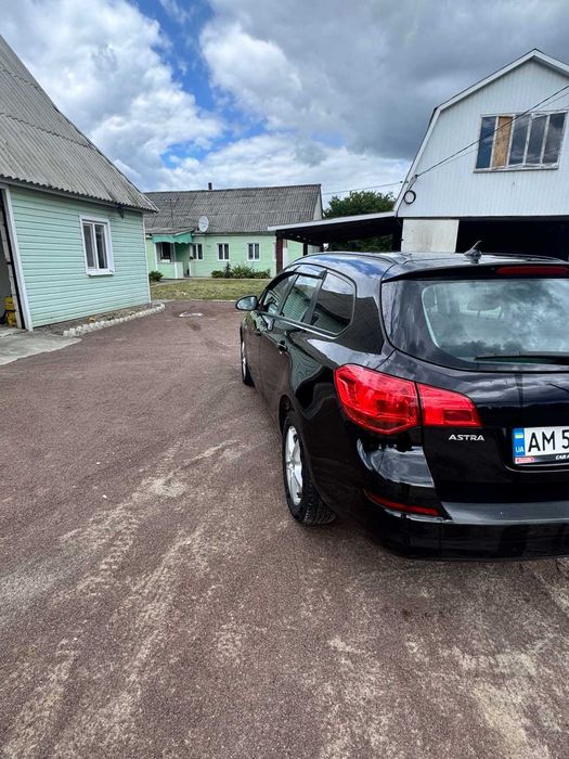 Opel Astra IV покоління/J