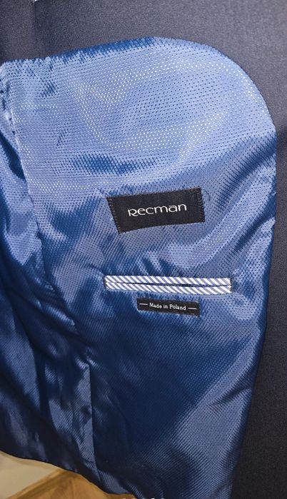 Granatowy garnitur Recman