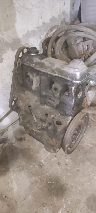 Двигун audi 80 1987р