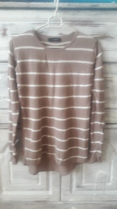 Wysprzedaż szafy damskiej