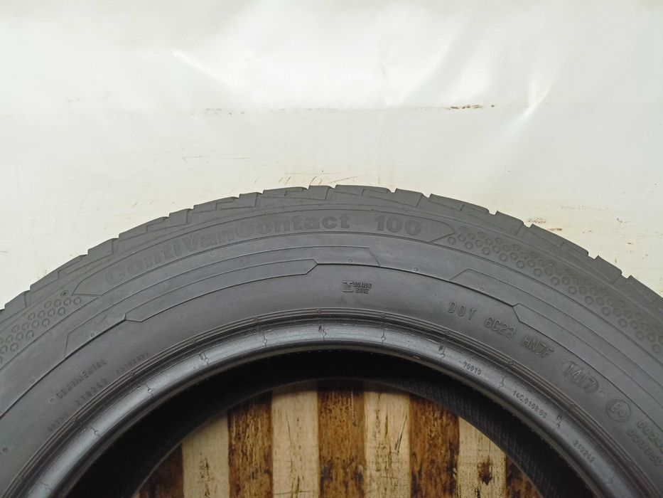 Continental ContiVanContact 100 205/65/16C 2017r 107/105T 7,9mm (3907)