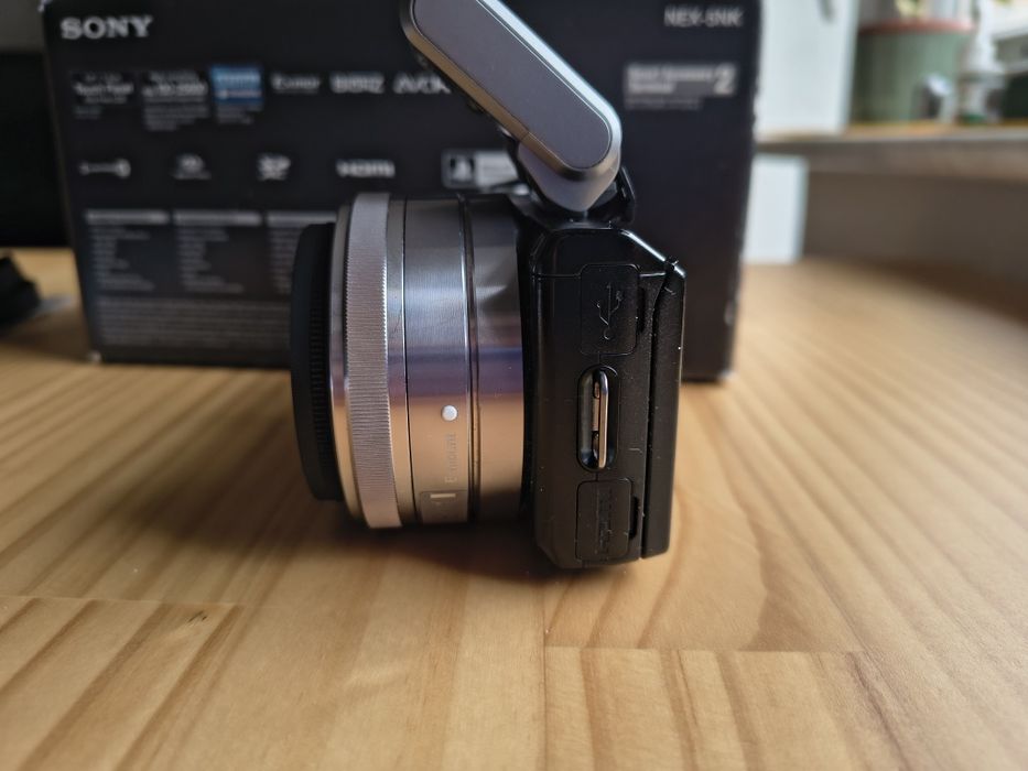 Sony Nex5N / 16mm f2.8